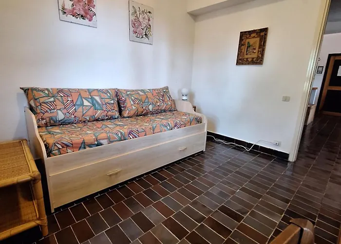 Vakantiehuis La Lecceta Surrounded By Greenery And Sea View With Sunset Costa Paradiso